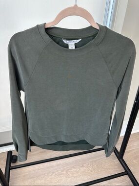 Athleta Olive Green Seasoft Crew Sweatshirt